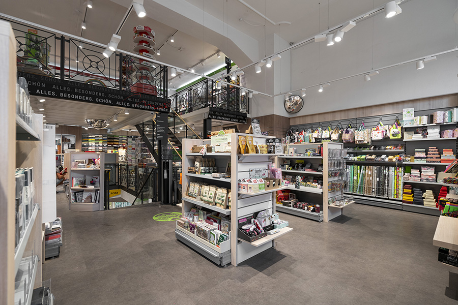 Ladenbau Projekt TSC Regal- und Ladenbau GmbH Ladenbau Projekt TSC Regal- und Ladenbau GmbH