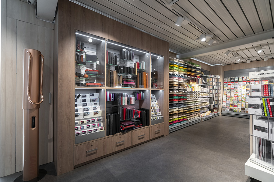 Ladenbau Projekt TSC Regal- und Ladenbau GmbH Ladenbau Projekt TSC Regal- und Ladenbau GmbH