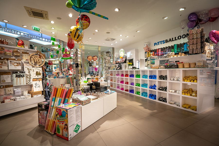 Ladenbau Projekt TSC Regal- und Ladenbau GmbH Ladenbau Projekt TSC Regal- und Ladenbau GmbH