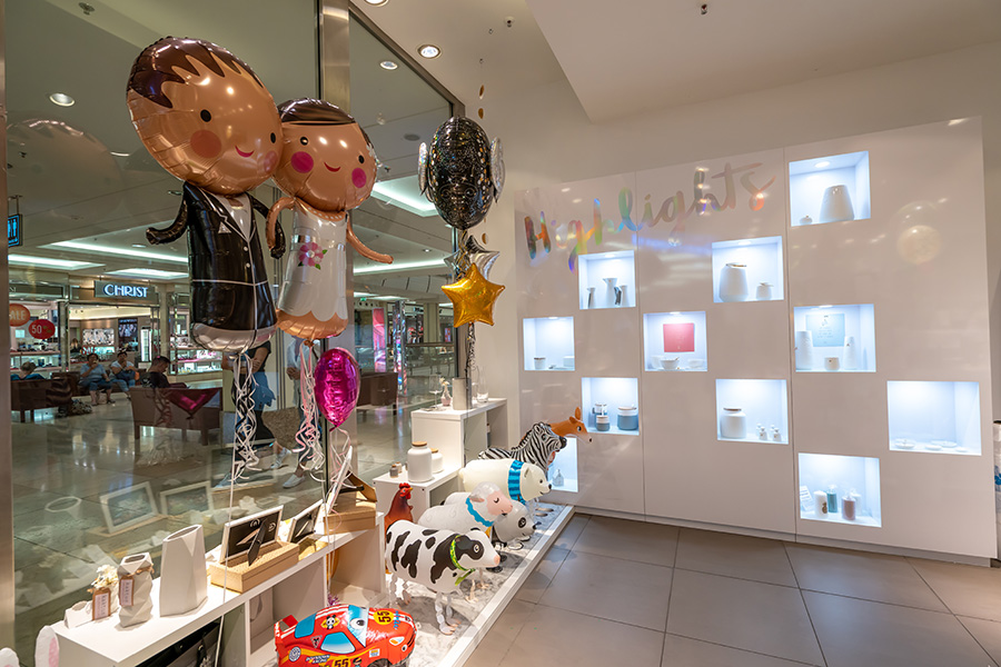 Ladenbau Projekt TSC Regal- und Ladenbau GmbH Ladenbau Projekt TSC Regal- und Ladenbau GmbH