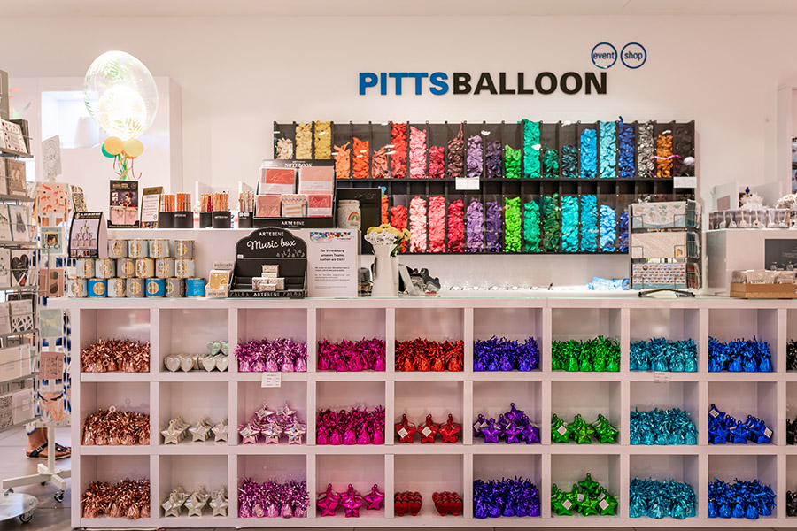 Ladenbau Projekt TSC Regal- und Ladenbau GmbH Ladenbau Projekt TSC Regal- und Ladenbau GmbH