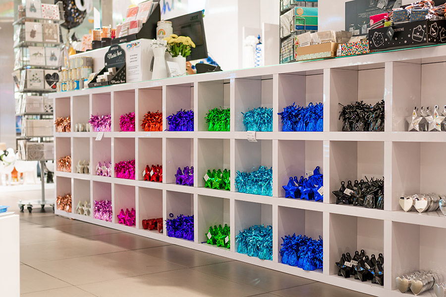 Ladenbau Projekt TSC Regal- und Ladenbau GmbH Ladenbau Projekt TSC Regal- und Ladenbau GmbH